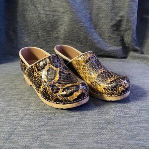 Sanita Clogs Women's in Gold Snake
